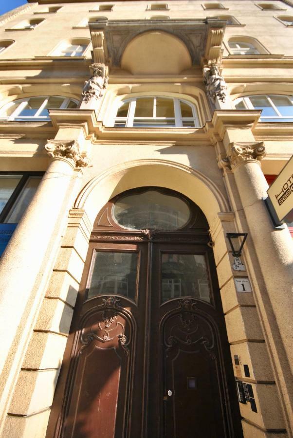 Krane Apartments Sas Budapeşte Dış mekan fotoğraf